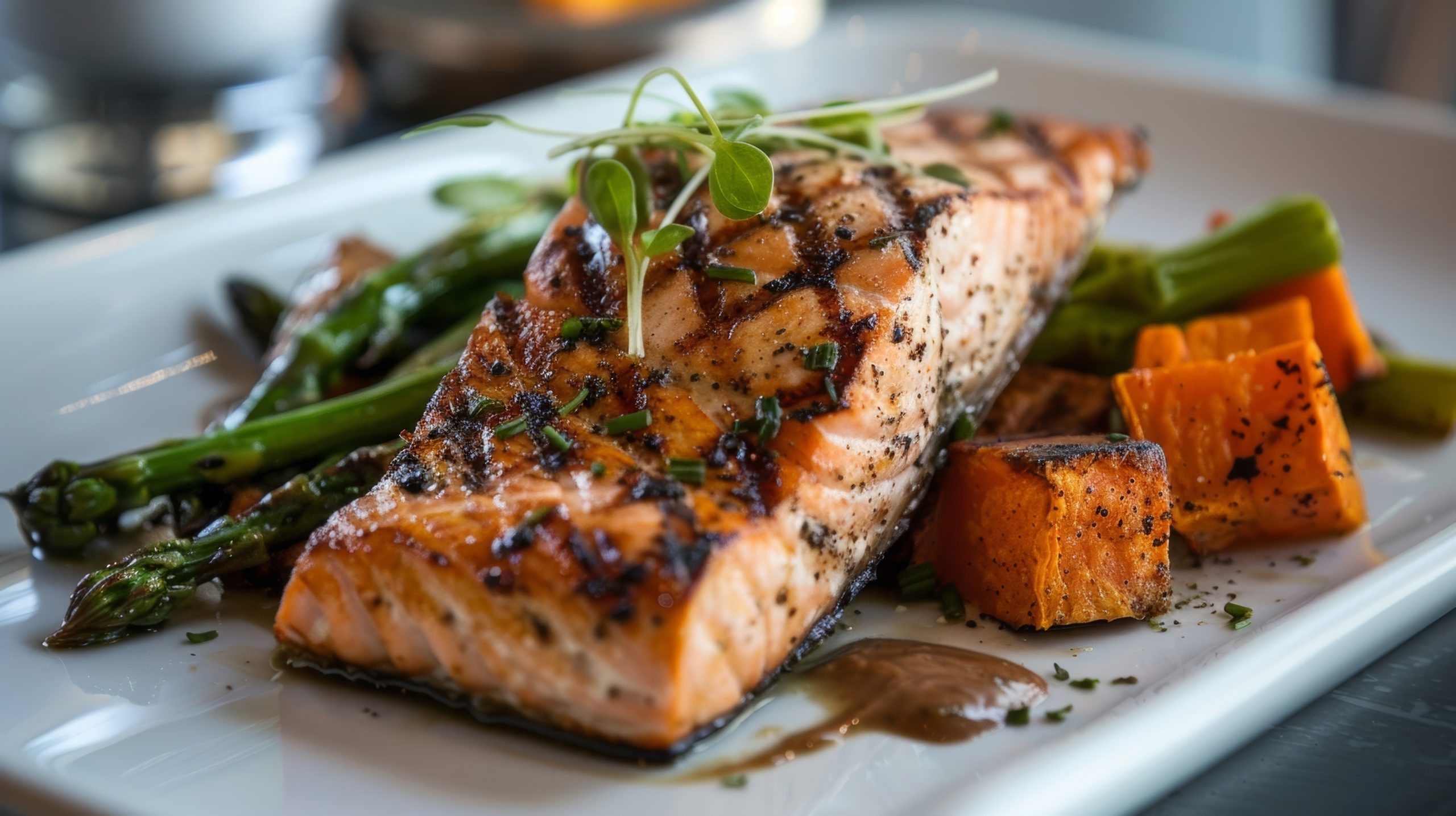 gain muscle meal plan - salmon, asparagus and sweet potatoes